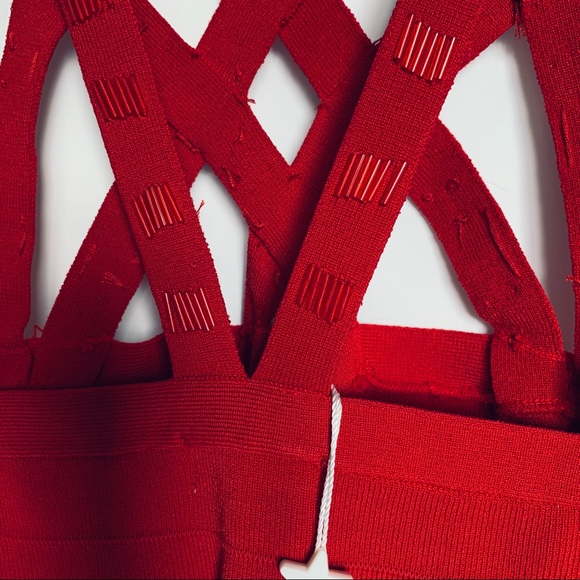 La Cite red stretchy coctail dress - Picture 5 of 6